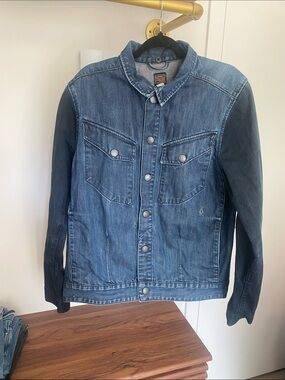 Volcom Two-Tone Blue Denim Jacket with Dark Sleeves - Size L